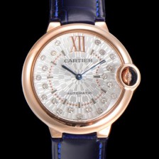 홍콩명품 [까르띠에] 남성용 신상 발롱블루 WGBB0053 악어가죽 밴드 화이트 다이얼 36mm 오토매틱 무브먼트 CAR0145  