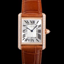 홍콩명품 [까르띠에] 여성용 신상 탱크 WJTA0038 큐빅베젤 실버 다이얼 33.7mm 로즈골드 악어가죽 쿼츠 무브먼트 car69357  
