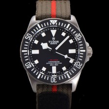 홍콩명품 [튜더] 남성용 폴라고 베스트 에디션 티타늄 M25717N-0001 오토매틱 무브먼트 블랙 다이얼 tud4247  