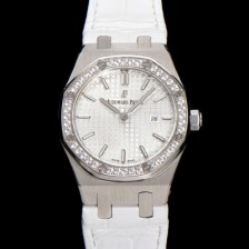 홍콩명품 [오데마피게] 여성용 로얄오크 67651ST.ZZ.D011CR.01 악어가죽줄 33mm 쿼츠 무브먼트 화이트 와플 다이얼 aud6517  