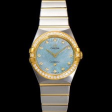 홍콩명품 [오메가] 여성용 컨스틀레이션 131.25.28.60.60.001 옐로우골드 다이아몬드 세팅 베젤 28mm 쿼츠 무브먼트 그린 다이얼 omg0149  