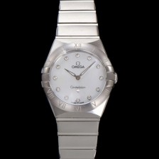 홍콩명품 [오메가] 여성용 컨스틀레이션 131.10.28.60.55.001 쿼츠 무브먼트 28mm 화이트 자개 다이얼 omg0144  
