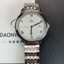 홍콩명품 [오메가] 남성용 드빌 스몰 434.10.41.20.02.001 세컨즈 마스터 크로노미터 41mm 오토매틱 Cal.8802 타입 실버 다이얼 omg0210  