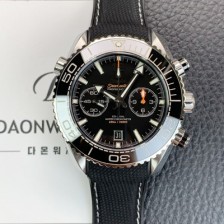 홍콩명품 [오메가] 남성용 씨마스터 신제품 215.33.46.51.01.001 플래닛 오션 600m 코액시얼 마스터 크로노미터 45.5mm 크로노그래프 오토매틱 Cal.9900 타입 블랙 다이얼 omg0200  