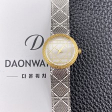 홍콩명품 
[디올] 여성용 라디드 사틴 25mm 쿼츠 무브먼트 화이트 자게 다이얼 dio1004  