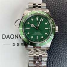 홍콩명품 [튜더] 남성용 블랙베이 피프티에이트 41mm 오토매틱 2824무브먼트 그린 다이얼 tud5131  