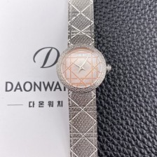 홍콩명품 
[디올] 여성용 라디드 사틴 25mm 쿼츠 무브먼트 핑크 자게 다이얼 dio1012  
