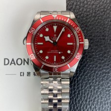 홍콩명품 [튜더] 남성용 블랙베이 피프티에이트 41mm 오토매틱 2824무브먼트 버건디 다이얼 tud5130  