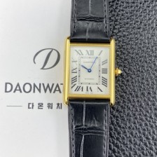 홍콩명품 [까르띠에] 남성용 2025신상! 탱크 루이스 18K 옐우골드 38.1mm 악어가죽 오토매틱 무브먼트 화이트 다이얼 car69385  