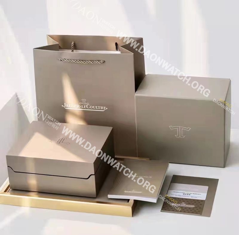 홍콩명품 [예거르꿀뜨르]  케이스 jag1112